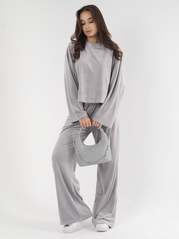 Женский велюровый костюм — свободный крой, серый