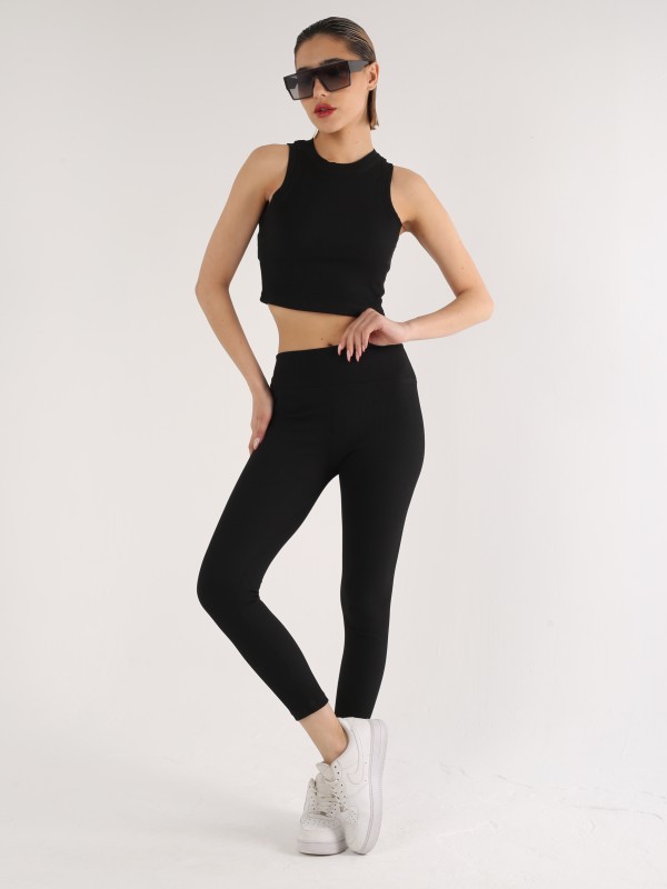 Женский комплект из топа и леггинсов "Black Edge"
