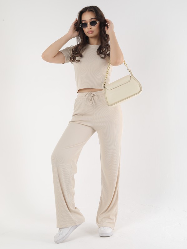 Женский костюм из рибаны — футболка и брюки, зелёный